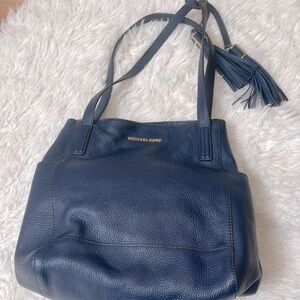 Michael Kors Navy Pebbled Leather Tote Bag – Classic Everyday Shoulder Purse